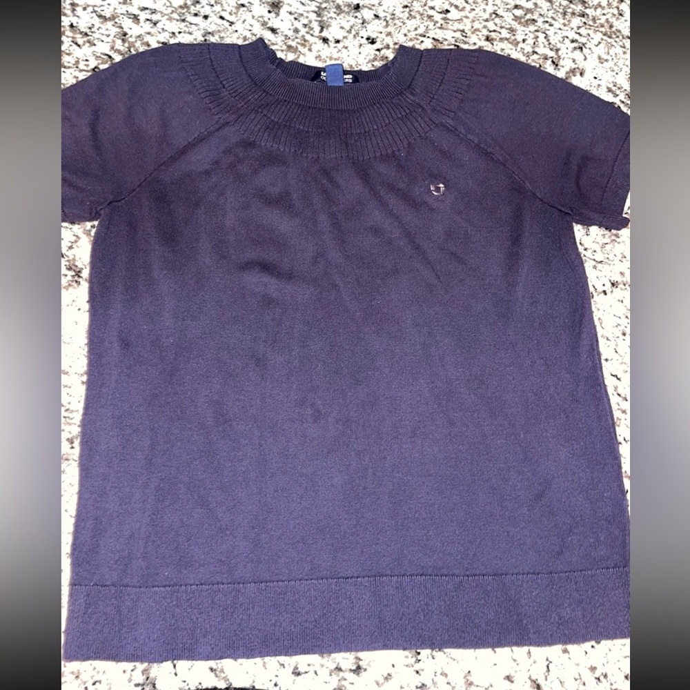 Chase bank knit top
